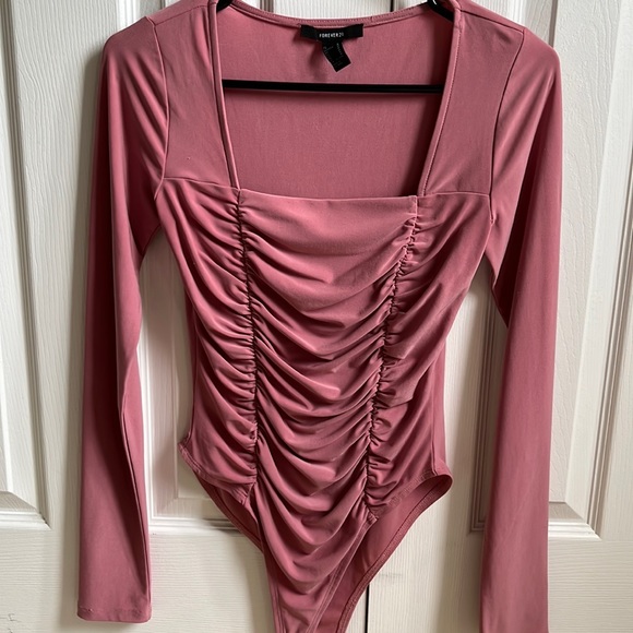 Forever 21 pink bodysuit, size M, good condition!! - Picture 1 of 1